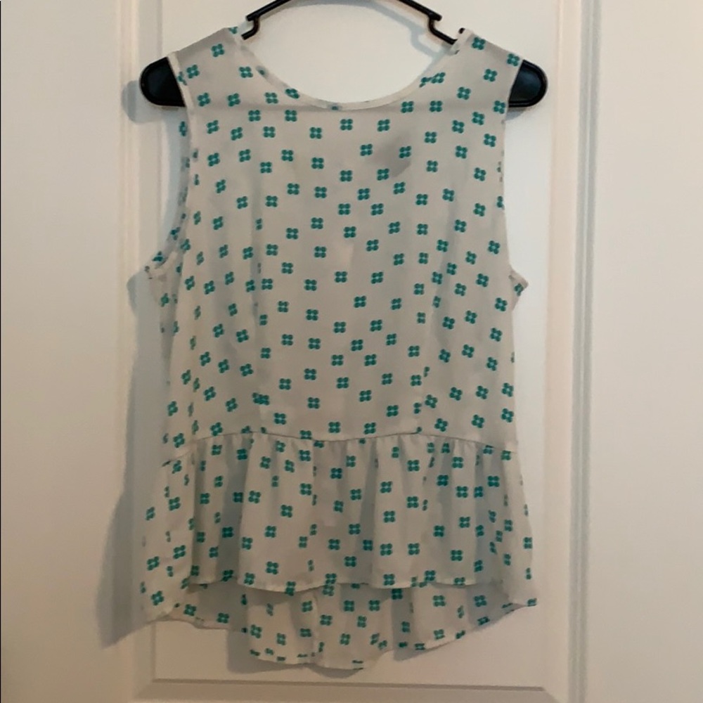 Cute spring hi-low shirt